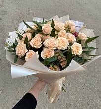 Букет Кремовые розы Латте в Пышме